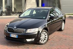 Skoda Octavia 1.6 TDI 2013 Elegance BERLINA