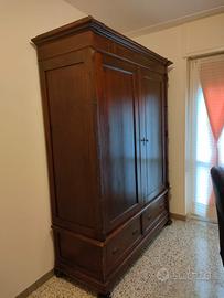 Armadio in legno rustico