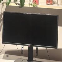 Smart tv Sharp Aquos 32” con Fire Stick e supporto