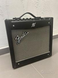 Amplificatore Fender Mustang per Chitarra