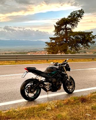Triumph Street triple A2