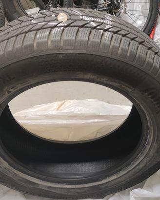 Continenta 4l gomme invernale 235/60 R18