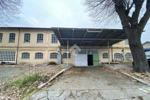 CAPANNONE A CASELLE TORINESE