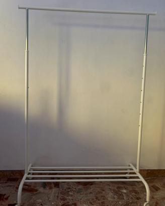 Porta abiti e scarpe con rotelle