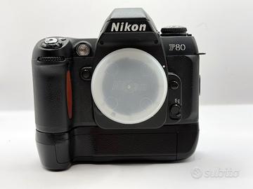 Nikon F80 corpo con battery pack originale Nikon
