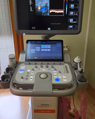 ecografo acuson Siemens juniper