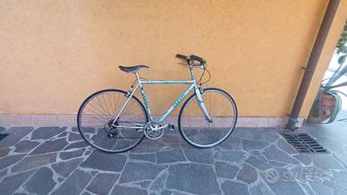 bicicletta sportiva telaio 26