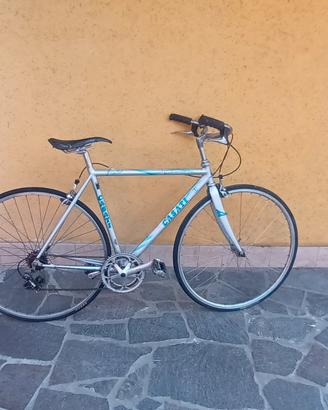 bicicletta sportiva telaio 26