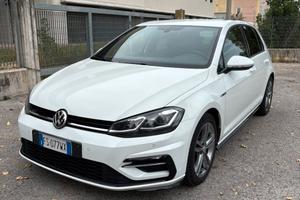 Volkswagen Golf 7.5 R Line