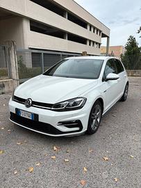 Volkswagen Golf 7.5 R Line