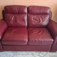 DIVANO IN PELLE