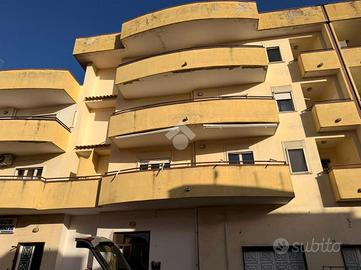 4 LOCALI A SANTA MARIA A VICO