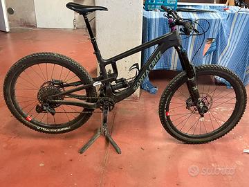 Santa cruz  nomad c