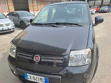 Fiat Panda 1.3 MJT 16V DPF 4x4 Climbing