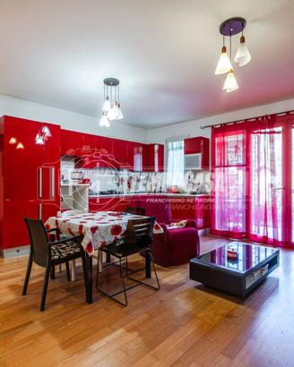 QUADRILOCALE CON GIARDINO AL PIANO TERRA