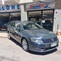 Volkswagen Passat 2.0 TDI Highline BlueM. Tech.