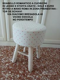 Sgabello Romantico in Legno Shabby Chic