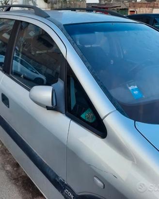 Ricambi opel zafira 7 posti