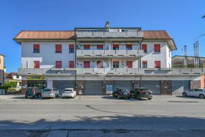 3 LOCALI A POGGIO RENATICO