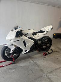 Honda cbr 600rr