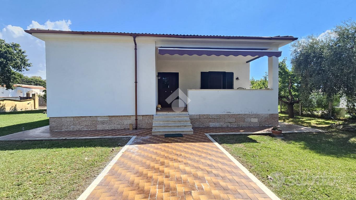 Casa – Latina, Santa Rosa - Vista 2