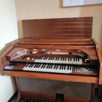 Organo Farfisa 1964