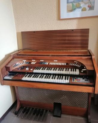 Organo Farfisa 1964