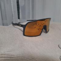 oakley sutro
