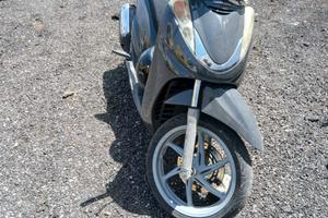 Honda sh 300
