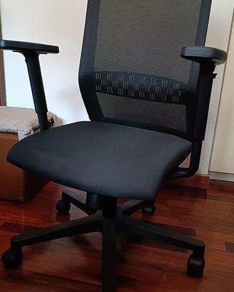 Sedia poltrona da ufficio nera come NUOVA
