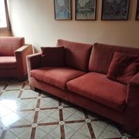 Divano 4 posti e poltrona