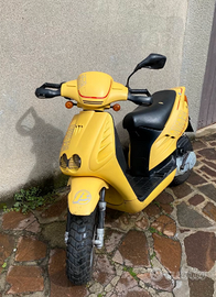 Moto Beta Quadra + Accessori scooter