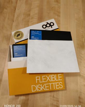 Floppy Disk da 8 pollici (8") 512 bytes
