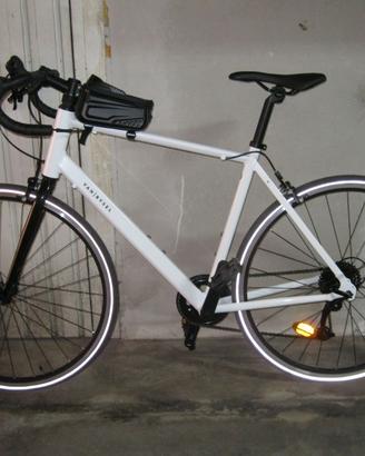 Bici da corsa Triban Decathlon taglia L perfetta