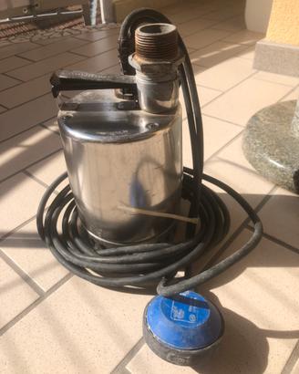 Pompa sommergibile Grundfos con galleggiante