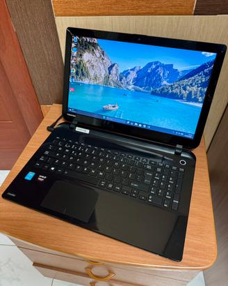Pc Portatile Toshiba Satellite Quad i7 SSD Ram 8GB