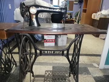Antica Singer con mobile 16K33