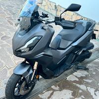 ADV 350 2023 km 30000