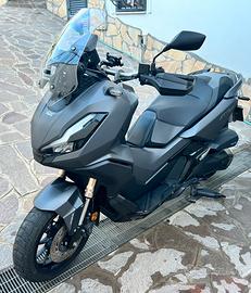 ADV 350 2023 km 30000