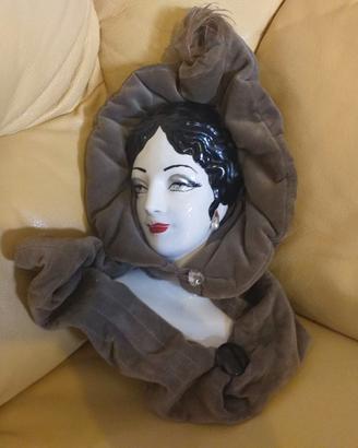 maschera donna di porcellana vintage