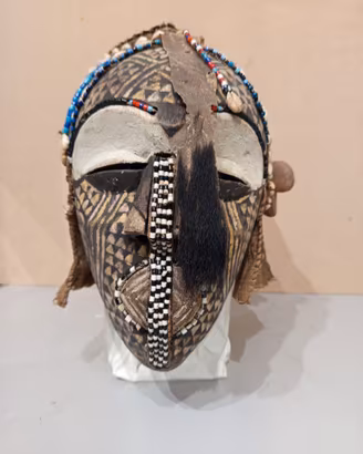 Rara antica maschera tribale Bushongo