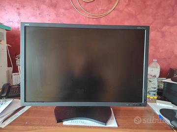 Monitor Nec modello MultySinc  PA301w