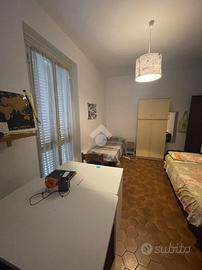 3 LOCALI A PAVIA