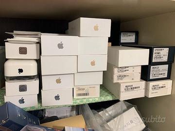 Scatole vuote iphone e Samsung