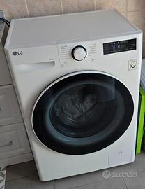 Lavasciuga slim LG modello D2R5S09TSWW