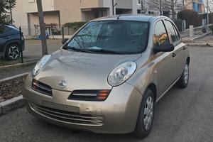 nissan micra oro 2004   13700km benzina