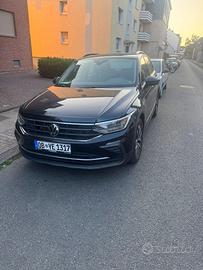Volkswangen Tiguan 2.0 TDI 150CV DSG R-Line 2022