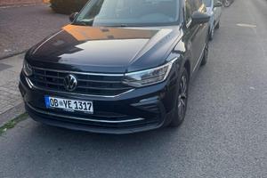 Volkswangen Tiguan 2.0 TDI 150CV DSG R-Line 2022