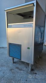 Produttore di ghiaccio TRITATO  BREMA  95 KG