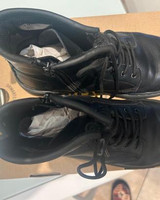 Anfibi Dr. Martens